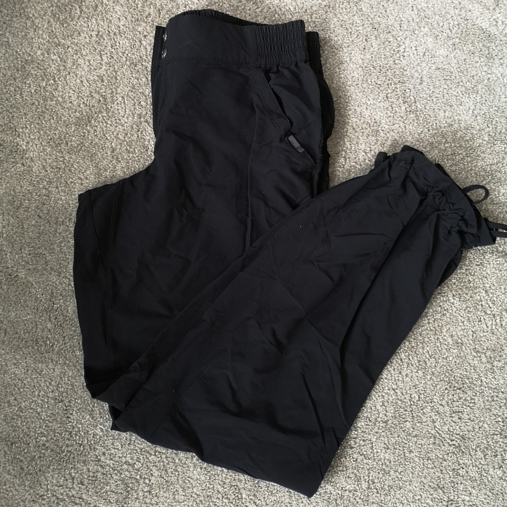 Mountain Hardware Pants